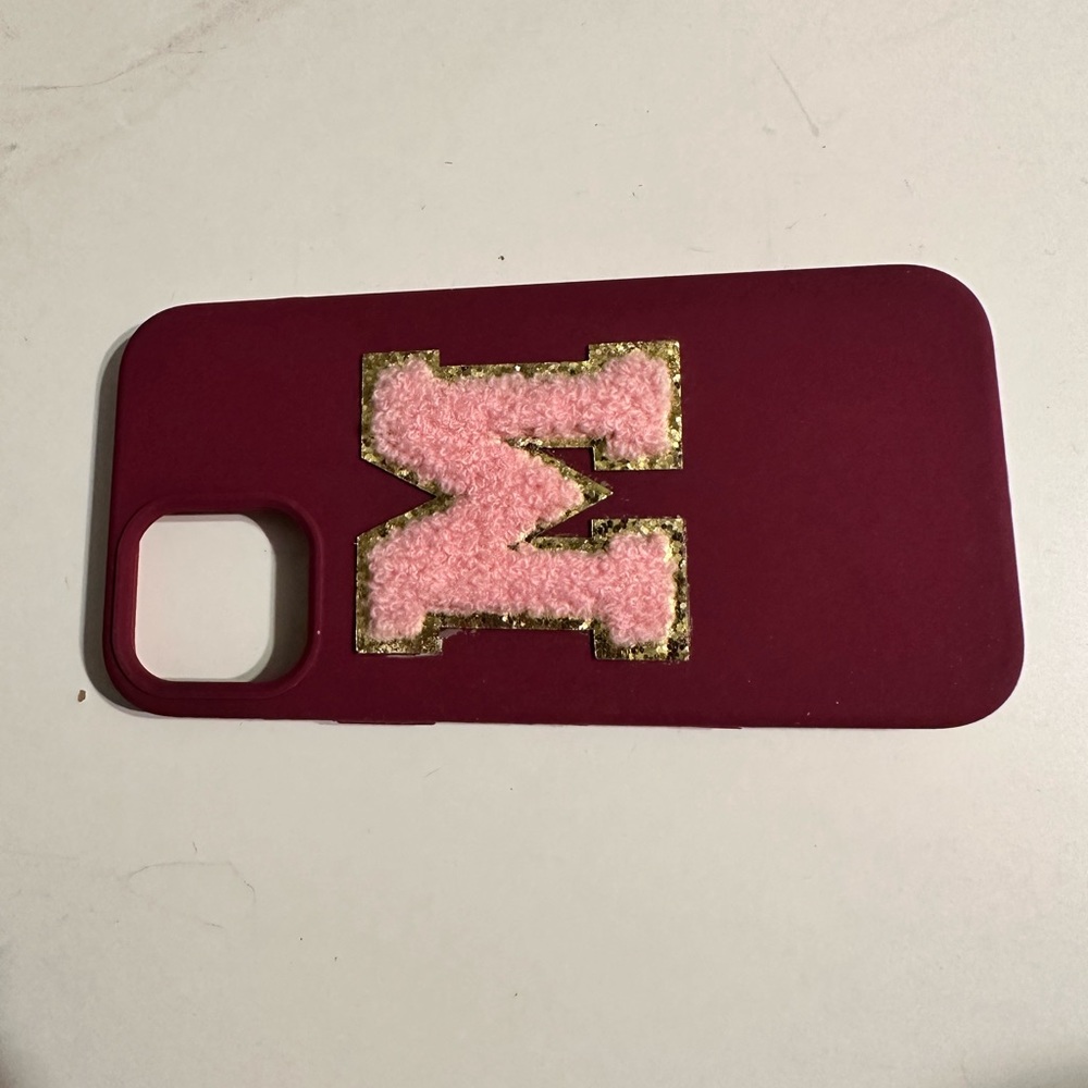 iphone 12 pro max phone case used but good condition just got a new phone!